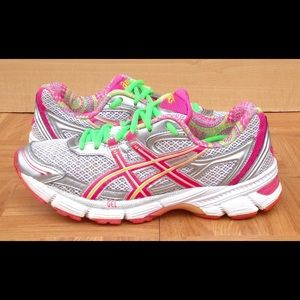 Women's ASICS Gel Enhance Running Shoes Size 7